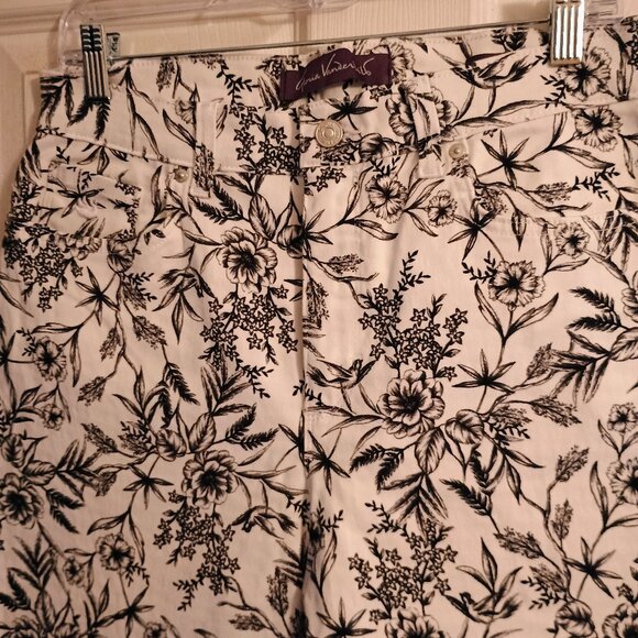 Gloria Vanderbilt Amanda Denim Pants, Sz 10, Hi Rise, White & Black Floral New - Picture 2 of 4